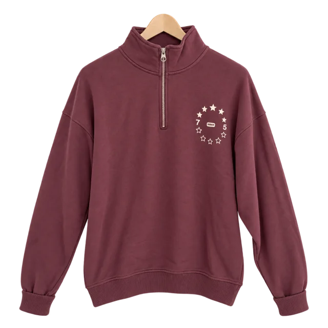 Sudadera burdeos en percha